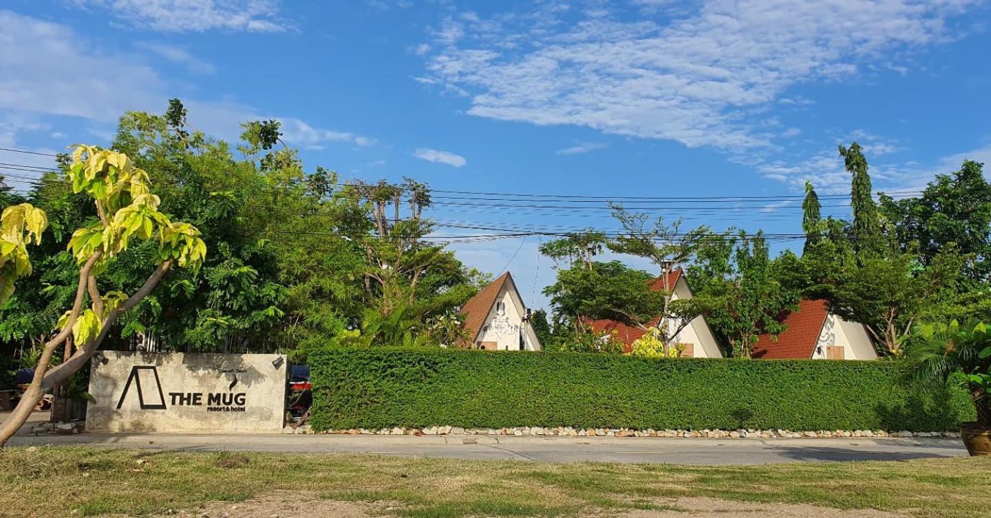 The Mug Resort Chonburi Exterior foto
